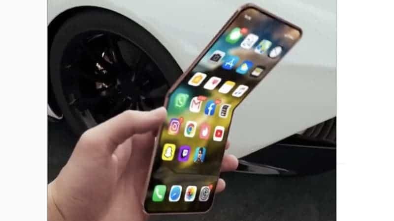 Apple May Include Clamshell Design for Its New Foldable iPhone Range featured image 